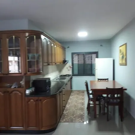 Rruga Viena Apartmán